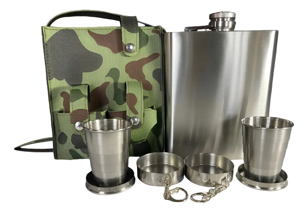 Licorera Petaca de Acero Inoxidable de 18 oz con 2 Vasos Plegables y Funda Camuflada S2161