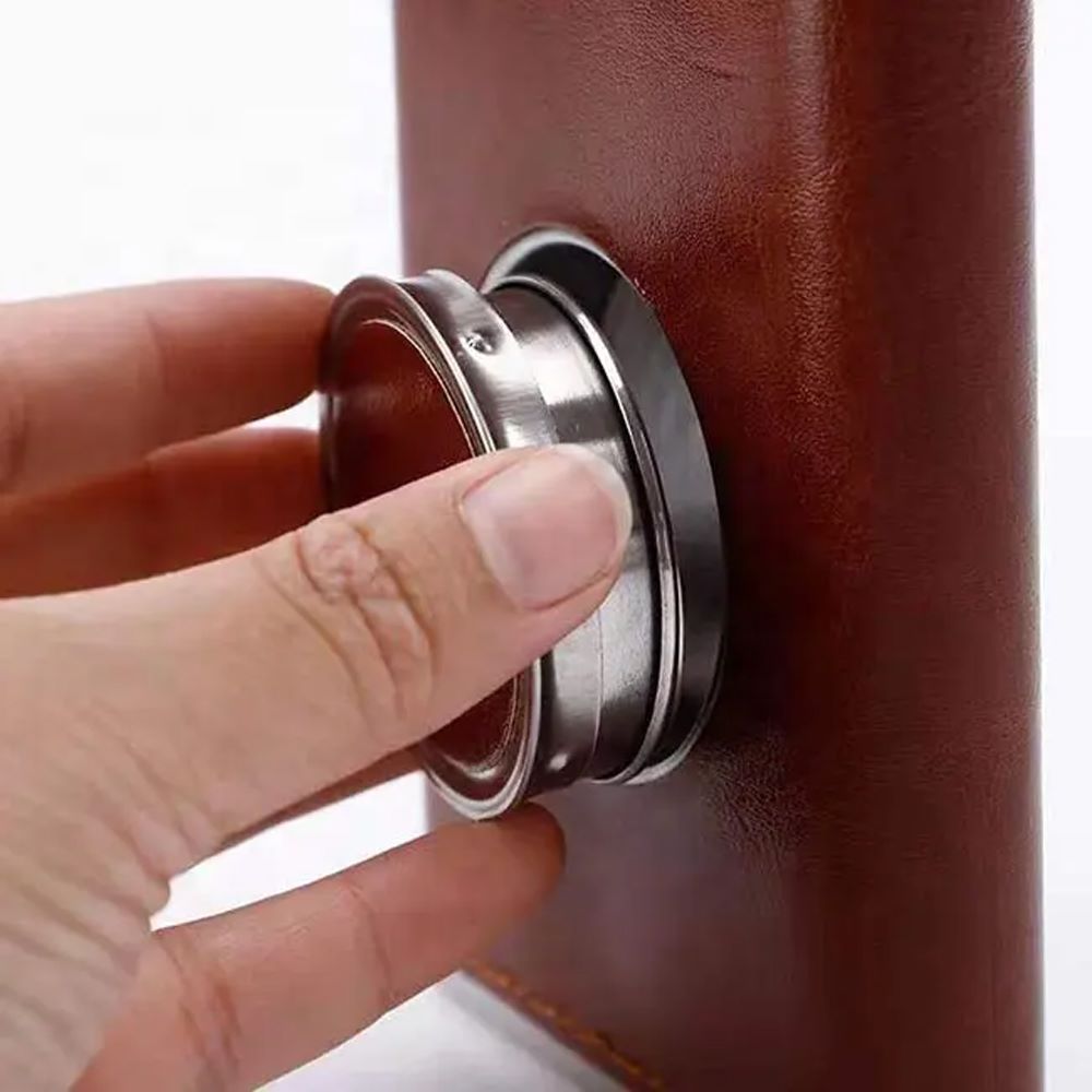 Licorera Bolsillo Wiskera 8 onzas con vaso Acero Inoxidable marron S1297