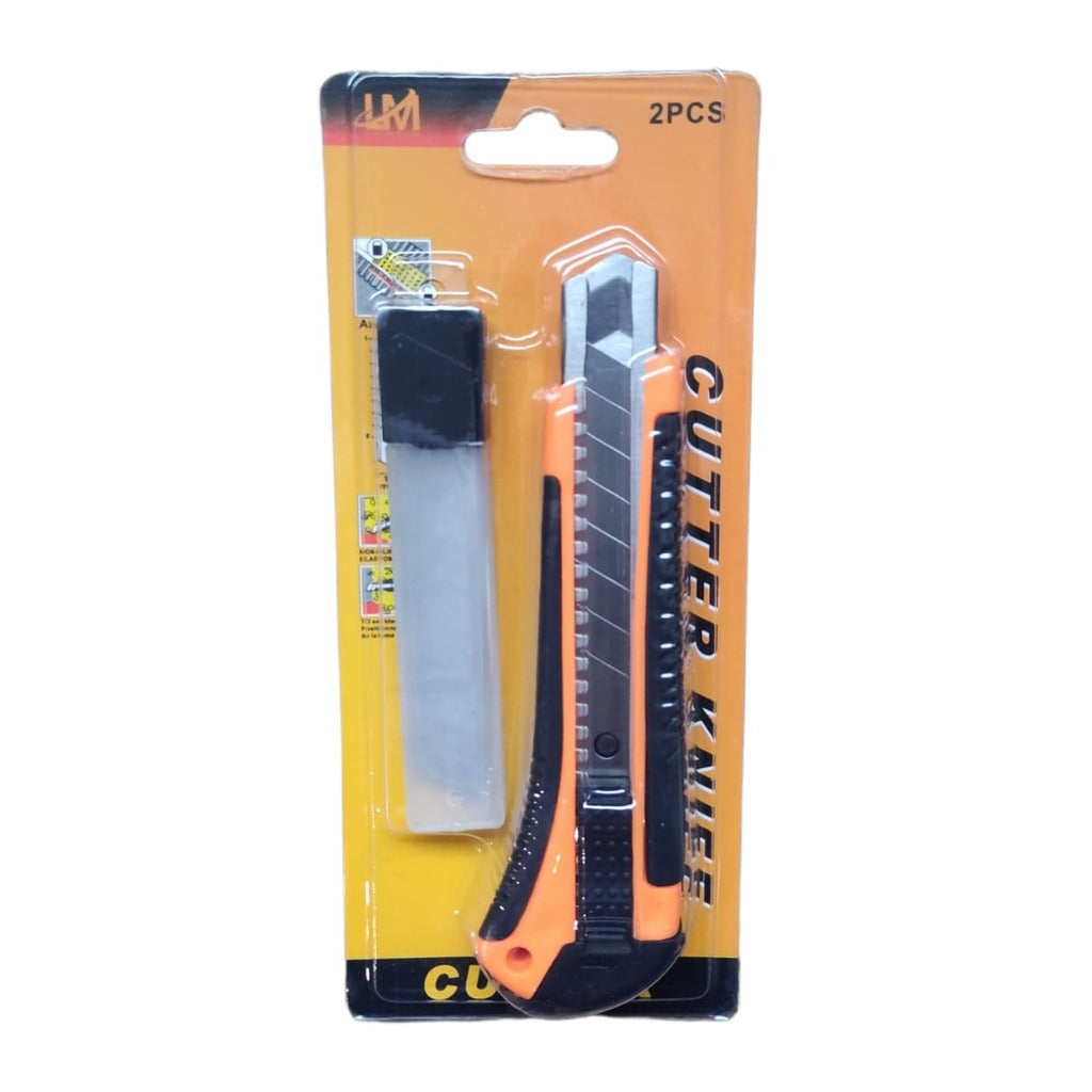 Cutter Profesional de Alta Resistencia | Incluye 3 Láminas de Repuesto S0990-1