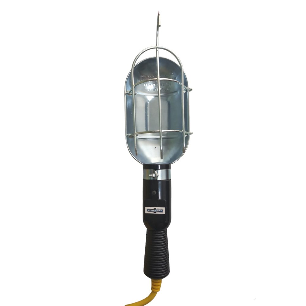 Luz de trabajo con protector de metal y tomacorriente 7.5 Metros S1447