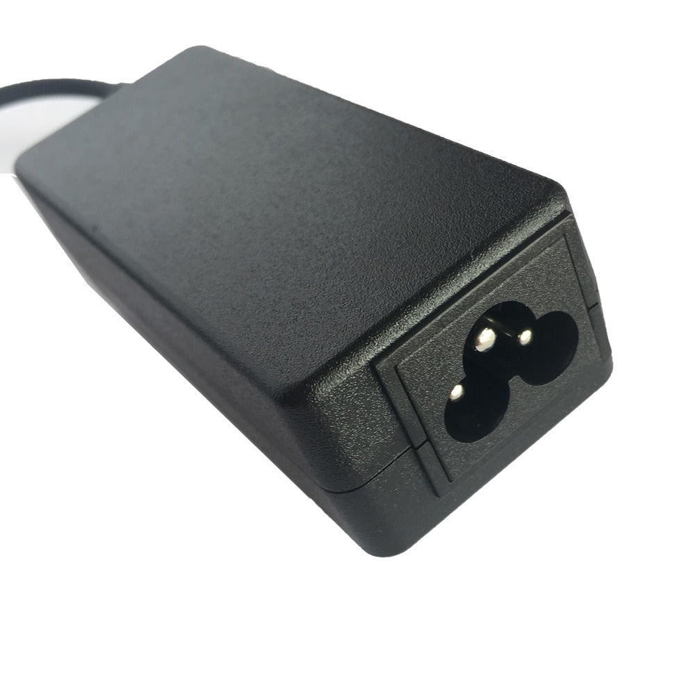 Cargador Genérico Laptop Toshiba 19V 2.1A 40w 5.5x2.5mm S1233