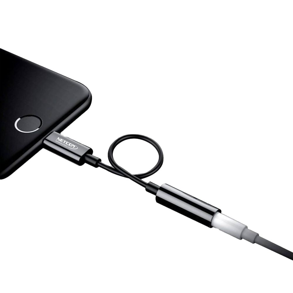 Cable Adaptador de Audio LIGHTNING a JACK 3.5mm NETCOM S1331