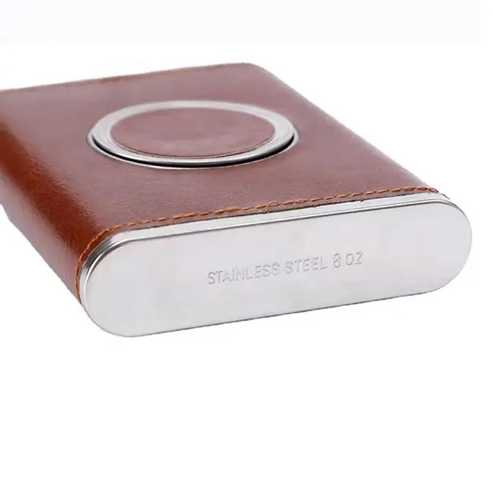 Licorera Bolsillo Wiskera 8 onzas con vaso Acero Inoxidable marron S1297