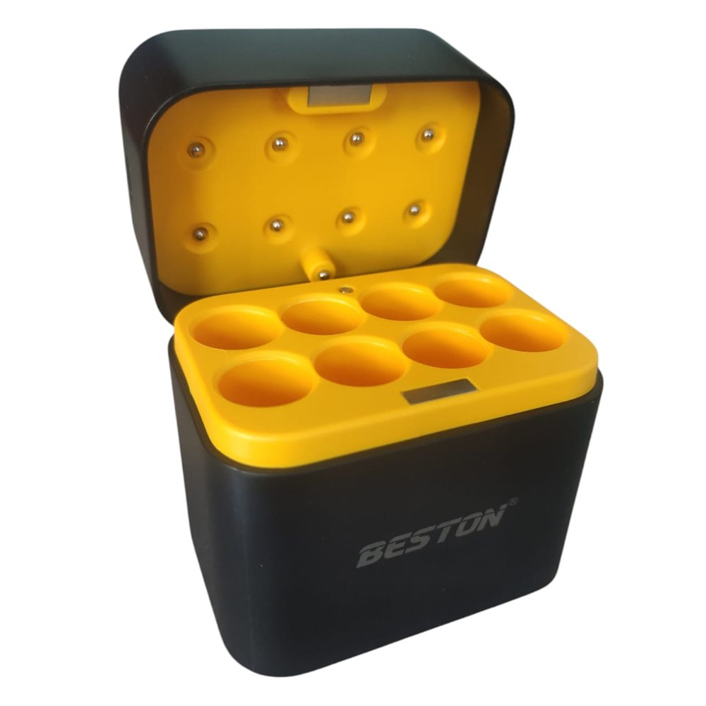 Cargador de Pilas Baterías AA Recargables 8 Puestos + 8 Baterías AA S1805