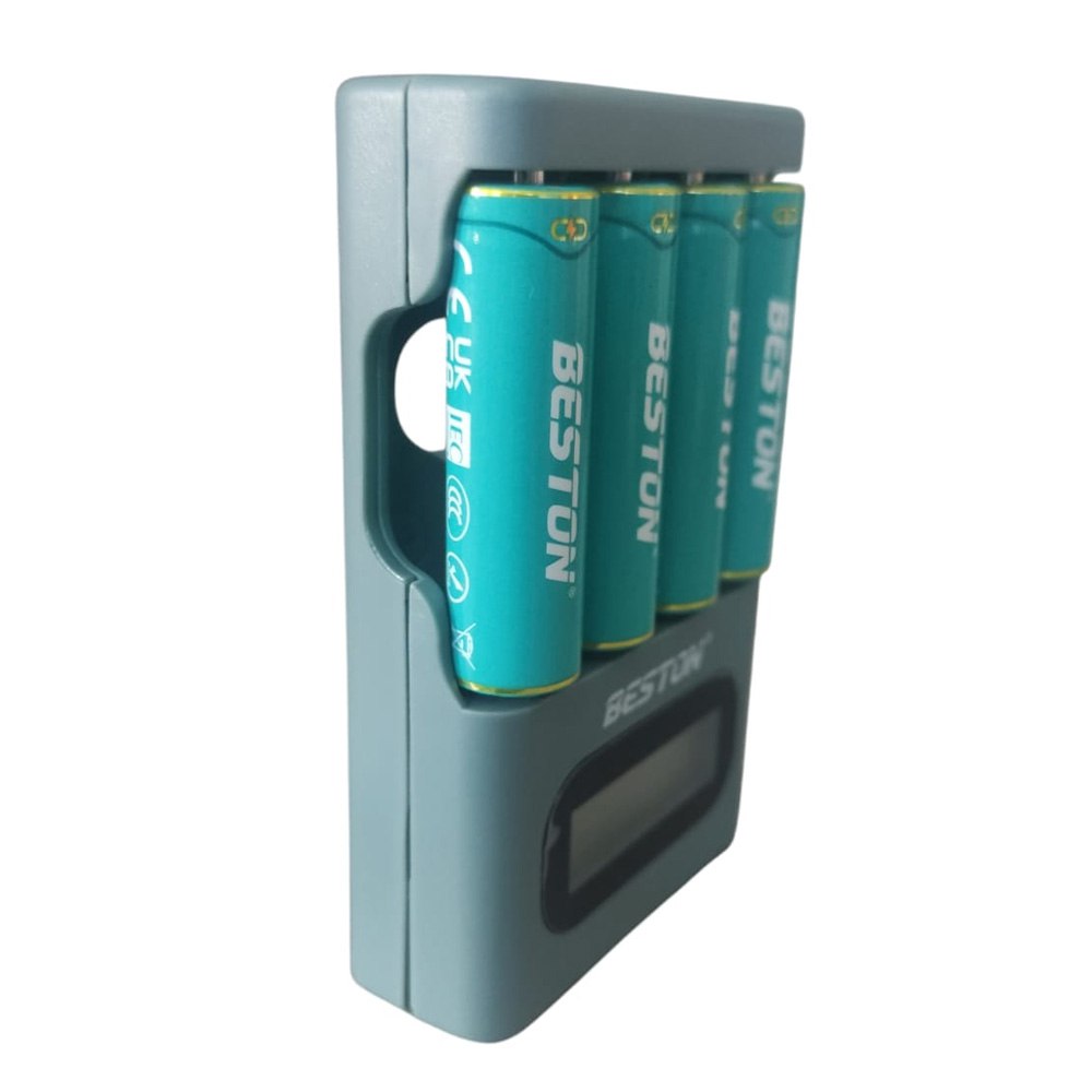 Cargador Pilas Baterías Recargables 4 Puestos AA AAA + 4 Baterias AA S1807